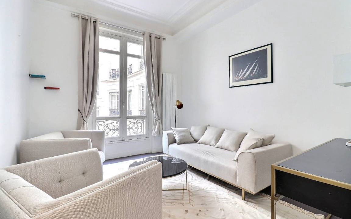 Champs-Elysees Apartment | 42 m² Apartment ∙ 1 bedroom ∙ 2 guests