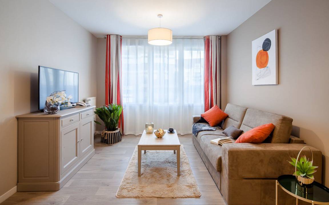 Suresnes Apartment | 45 m² Apartment ∙ 1 bedroom ∙ 1 guest