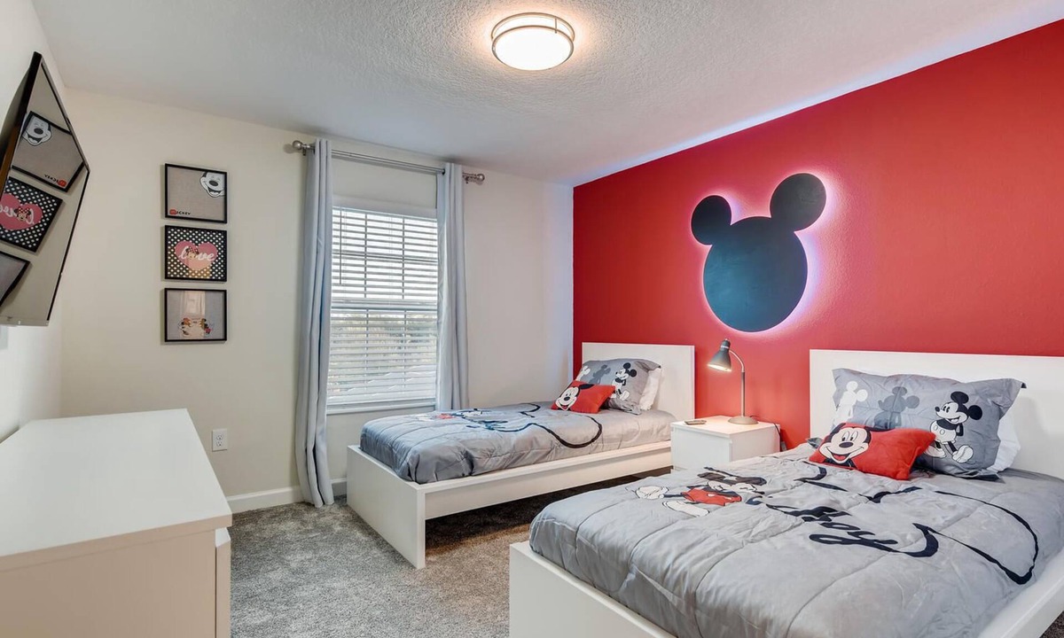 Four Corners House | 4Bed Private Pool 10 Guests Champions gate - 8981