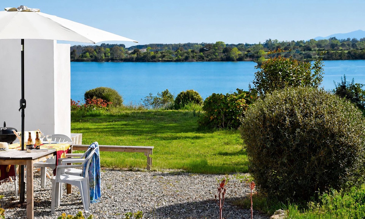Aleria House | 5 km from Aléria and its beaches, quiet, nature, lakeside (72 hectares).