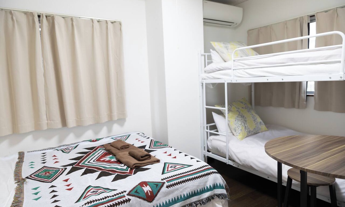 Nishi-Shinjuku Apartment | 5 min walk from Shinjuku Chuo Park & family of 3 live & enjoy!