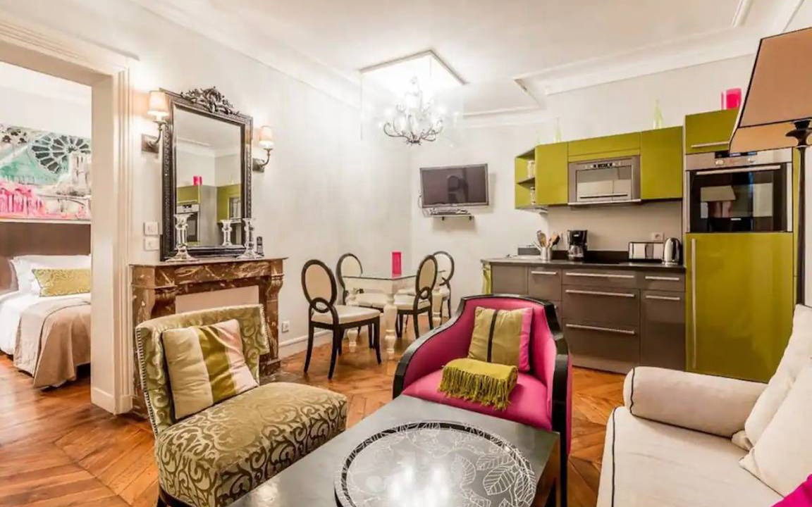 Notre Dame Apartment | 50 m² Apartment ∙ 2 bedrooms ∙ 4 guests