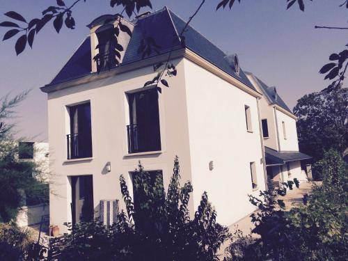 Rueil-Malmaison Bed & Breakfast | 50 m² Bed and breakfast ∙ 3 guests