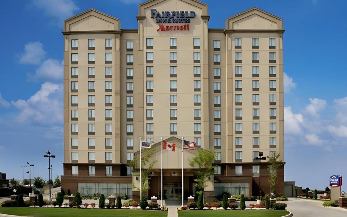 Northeast Mississauga Hotel | 58 m² Hotel ∙ 6 guests