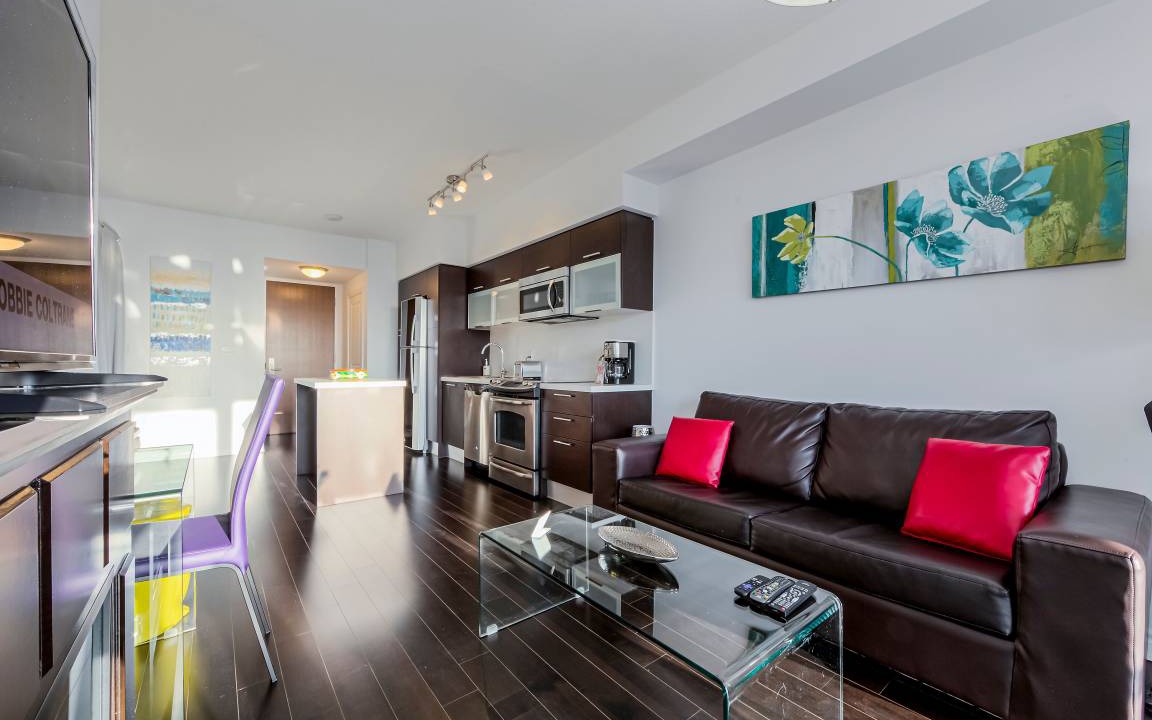 Bay Street Corridor Apartment | 62 m² Apartment ∙ 3 bedrooms ∙ 6 guests