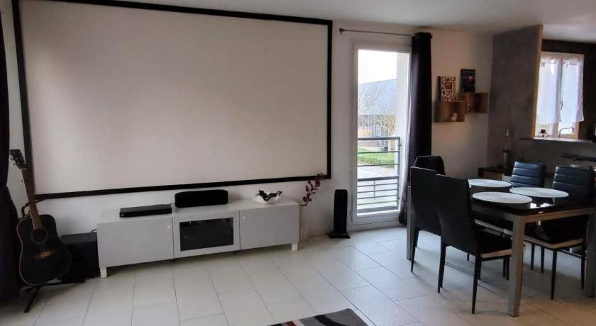 Chessy Apartment | 64 m² Apartment ∙ 2 bedrooms ∙ 7 guests