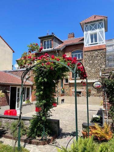 Noisy-le-Sec Bed & Breakfast | 65 m² Bed and breakfast ∙ 5 guests