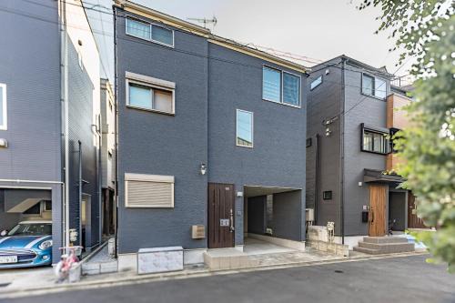 Taito Villa | 7 min walk from JR Yamanote Line Uguisudani Spacious 4-Bedroom House near Ueno & Asakusa With Parking