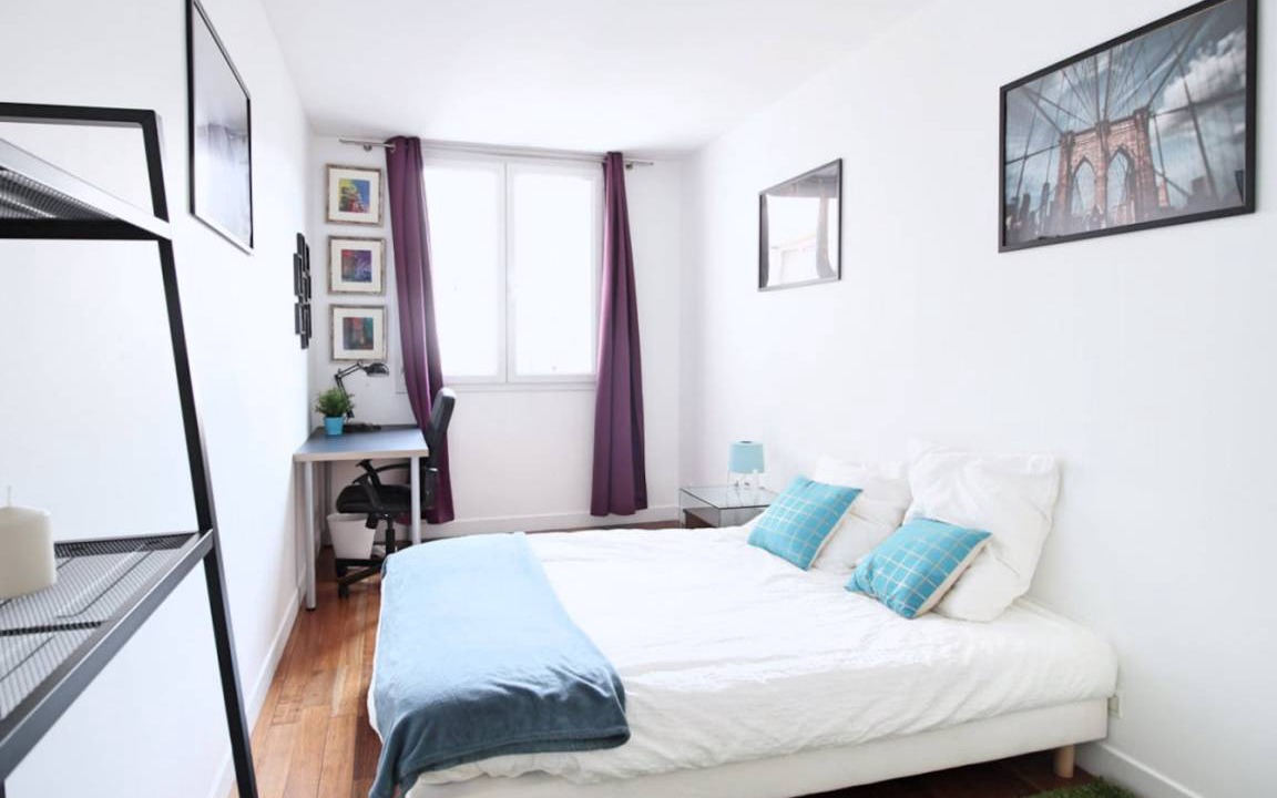 18th Arrondissement Resort | 70 m² Private room ∙ 1 bedroom ∙ 3 guests