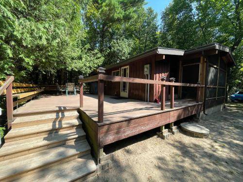 Lambton Shores Cabin | 74 m² Lodge ∙ 6 guests