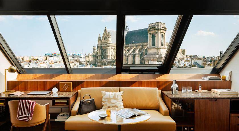 Paris City Center Hotel | 78 m² Hotel ∙ 127 guests