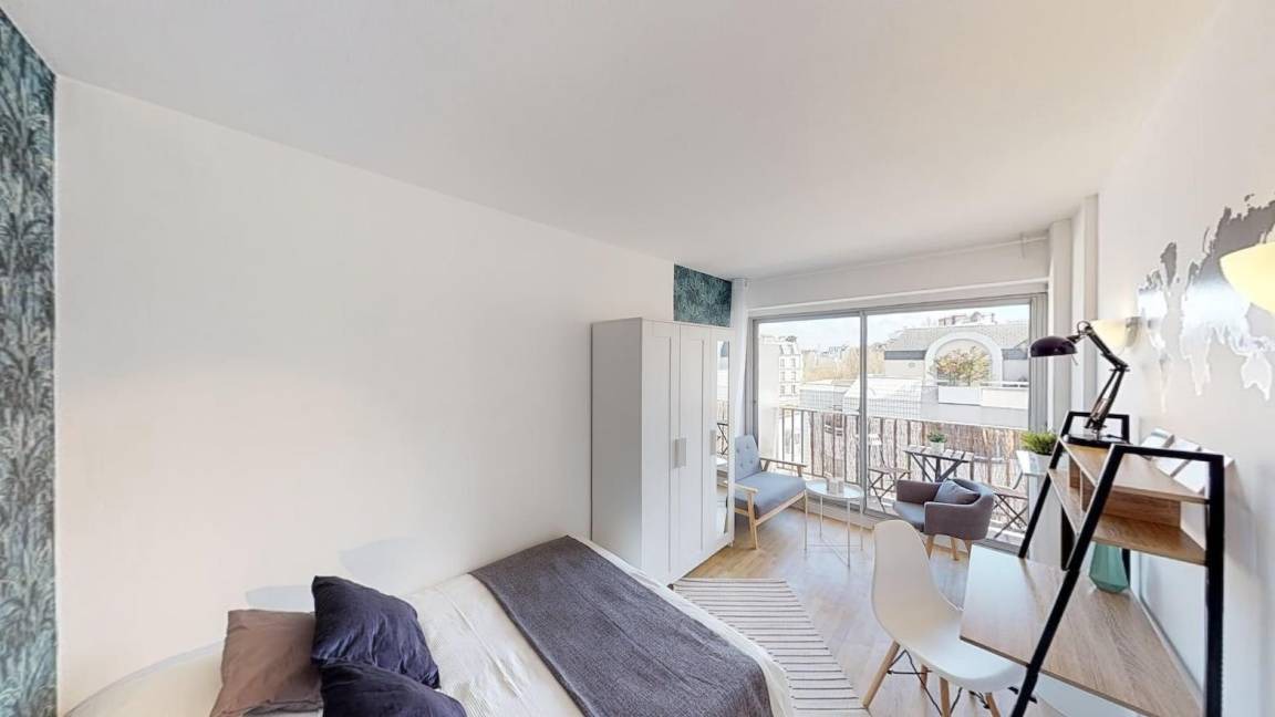 19th Arrondissement Resort | 78 m² Private room ∙ 1 bedroom ∙ 1 guest