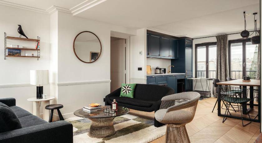 7th Arrondissement Apartment | 84 m² Serviced apartment ∙ 3 bedrooms ∙ 127 guests