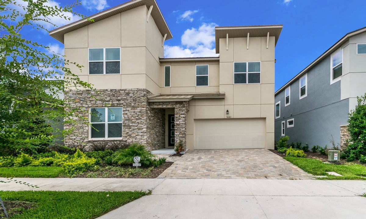 Bay Lake Villa | 9 BED | 6 BATH Amazing Villa w/Gamesroom & POOL 9043SRL