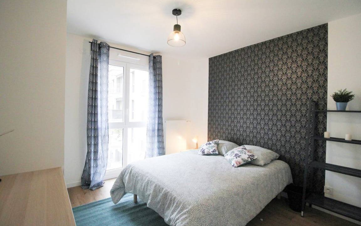 Clichy Resort | 90 m² Private room ∙ 1 bedroom ∙ 5 guests
