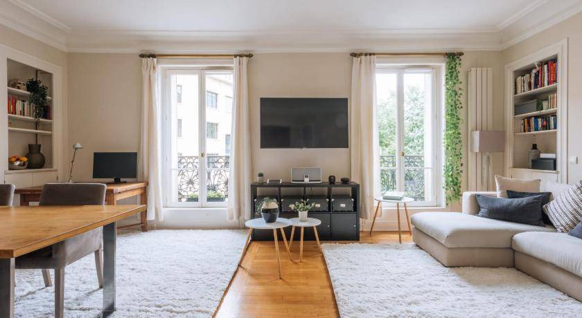 Val-de-Grace Apartment | 95 m² Apartment ∙ 3 bedrooms ∙ 6 guests