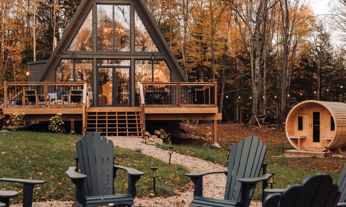 Machar Cottage | A-Frame on 6 Acres: Cedar Sauna, Privacy, Nature