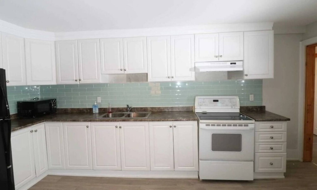 Orangeville House | A.M Cozy Home A beautiful century home with 3 bedroom