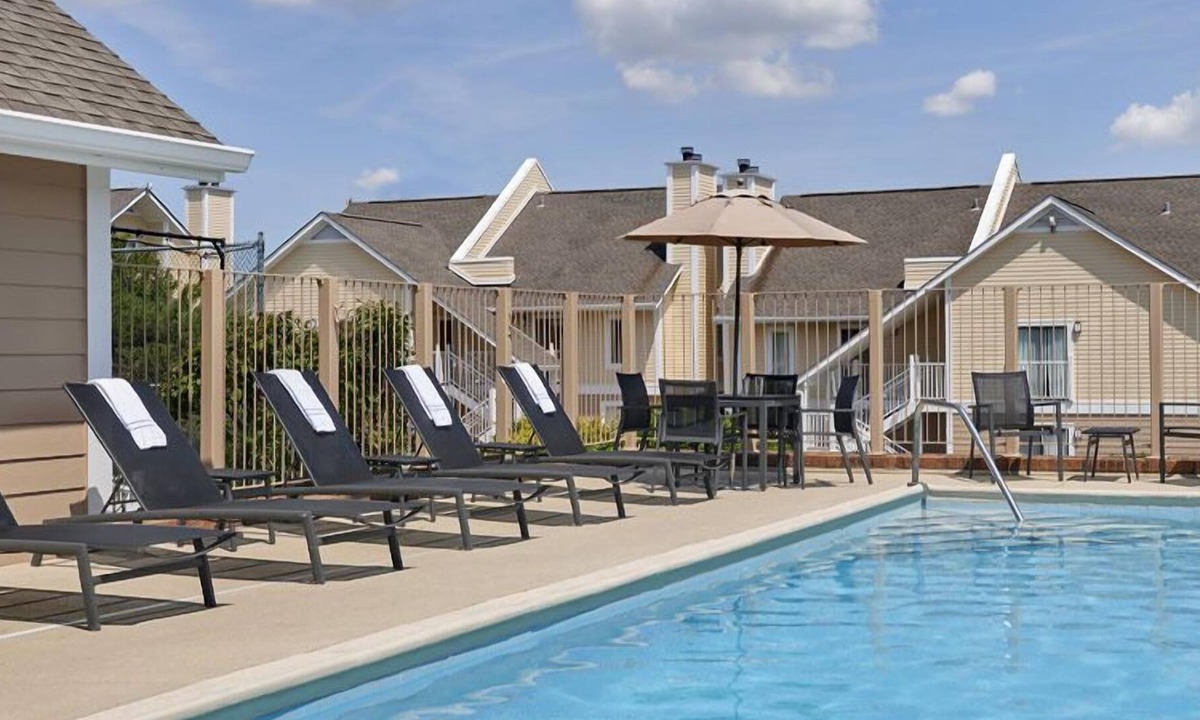 Somers Point House | A Place You'll Surely Enjoy! 2 Posh Units, w/ Pool, Free Breakfast, Pet-Friendly