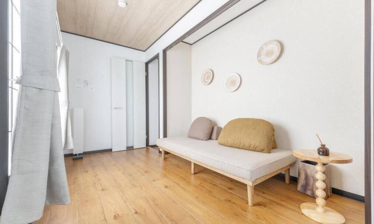 Higashiikebukuro House | A unique cozy townhouse for 5 guests in peaceful Toshima City with AC