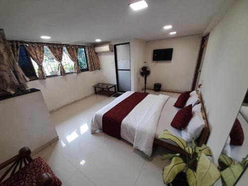 Chembur East House | Agrawal Bhavan Home stay couples friendly for indians