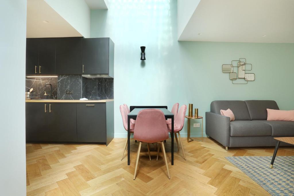 Strasbourg -Saint-Denis Apartment | Apartment center of Paris by Studio prestige