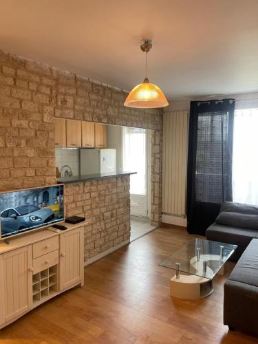 Epinay-sur-Seine Apartment | Apartment