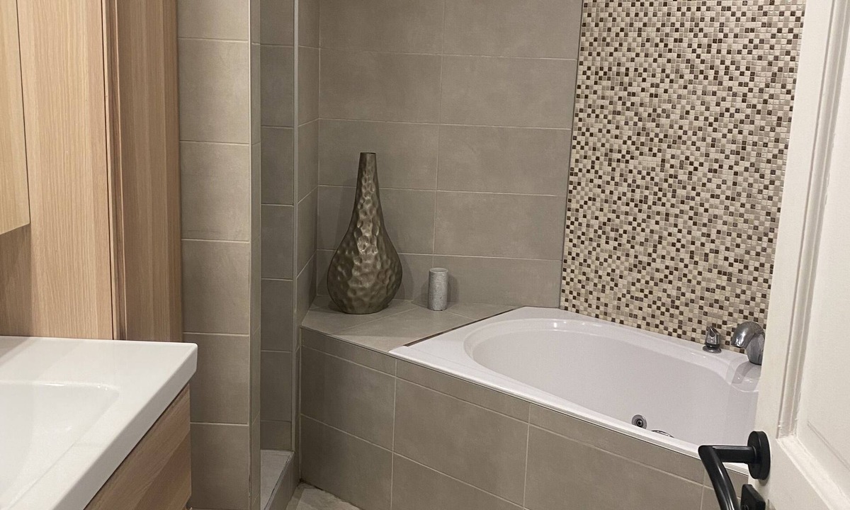 Ternes Apartment | Apartment next to Champs Elysees 6P