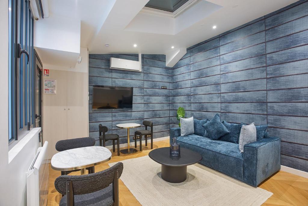 Saint-Germain-des-Pres Apartment | Apartment Saint Germain des Prés by Studio prestige