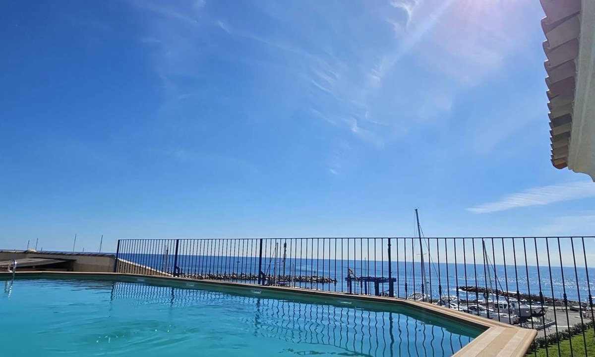Solenzara Apartment | APARTMENT VOILES BLANCHES-CLIM-WIFI-BEACH ON FOOT
