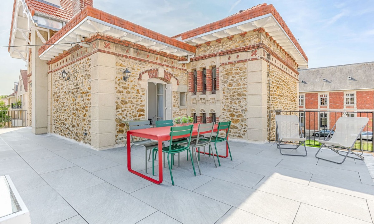 Lagny-sur-Marne Apartment | Apartment with private terrace 15 min from Disney