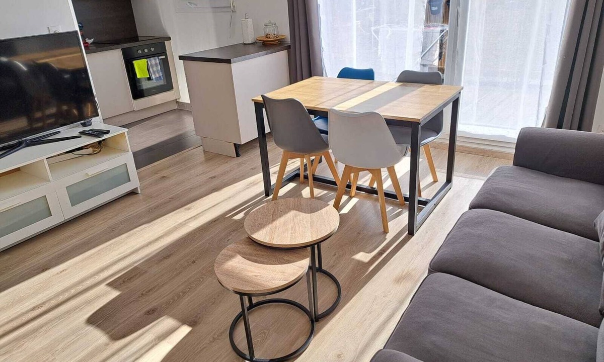 Colombes Apartment | Appartement de 3 chambres à 15 min de Paris, avec parking souterrain sécurisé.