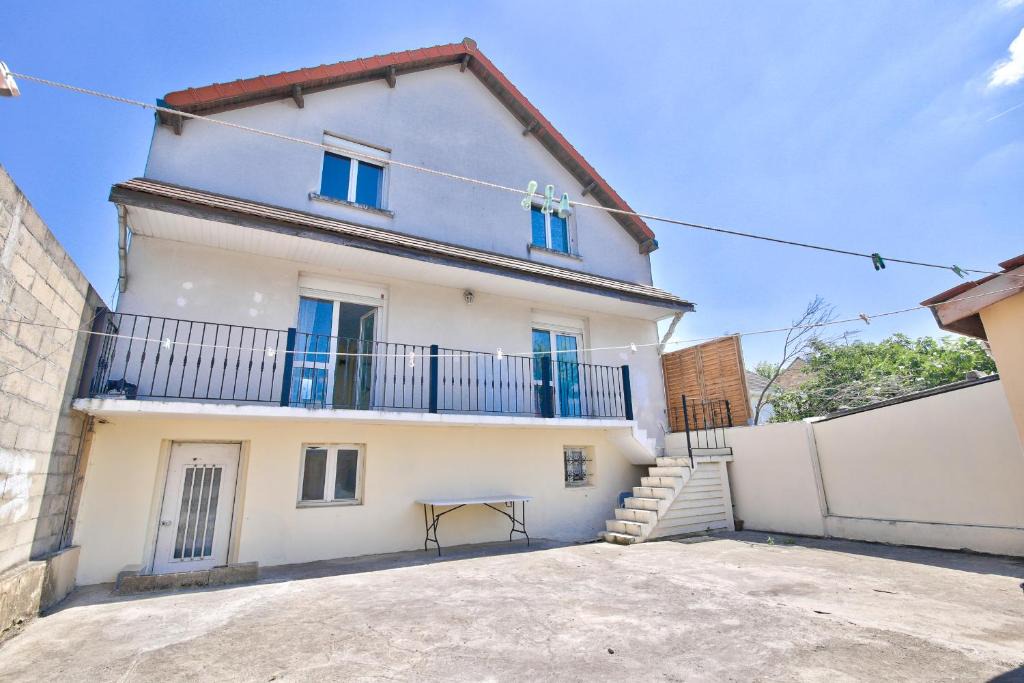Dugny Apartment | Appartement meublé Dugny
