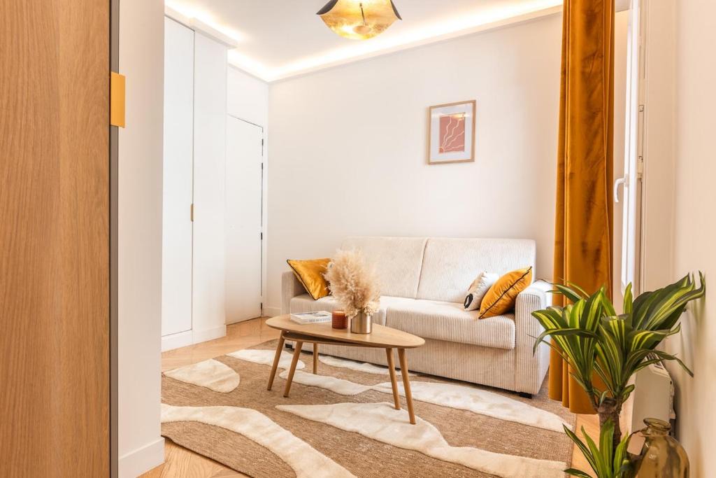 Pere Lachaise Apartment | Appartement Raffiné avec Jacuzzi et AC - 6P