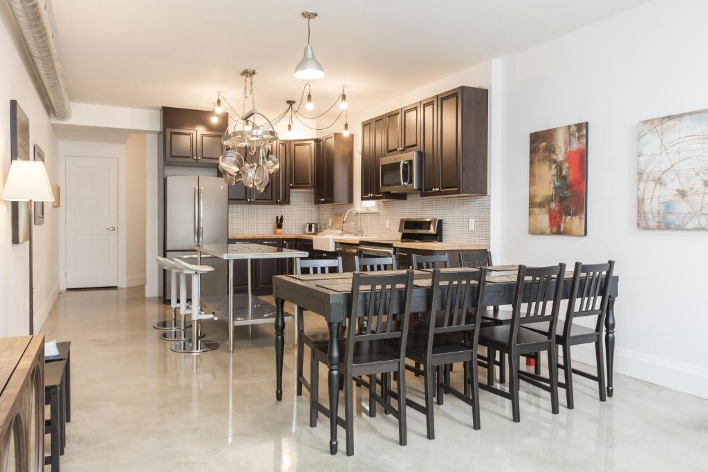 Kensington Market Apartment | Applewood Suites - Kensington Market