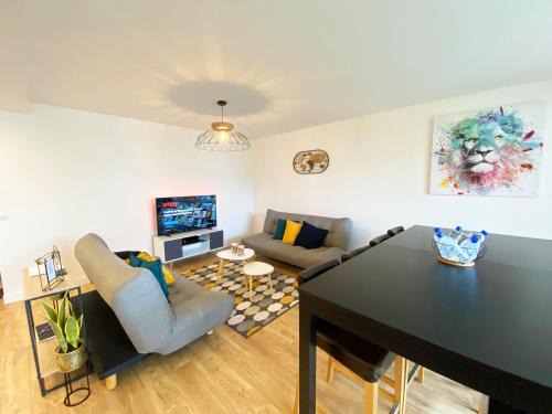 Montevrain Apartment | Apt Val d'Europe - 10 min de Disney - Parking