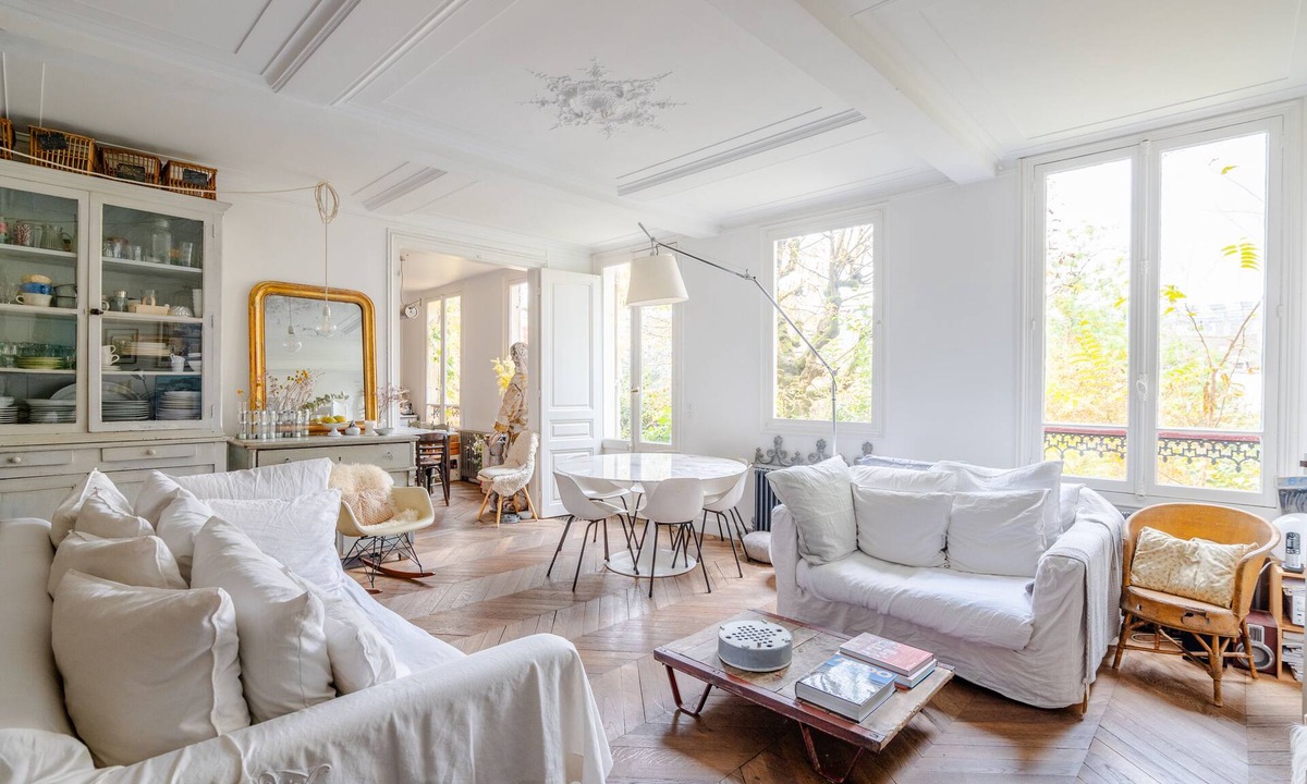 Saint-Victor Apartment | Artist's Imprint, by Veeve