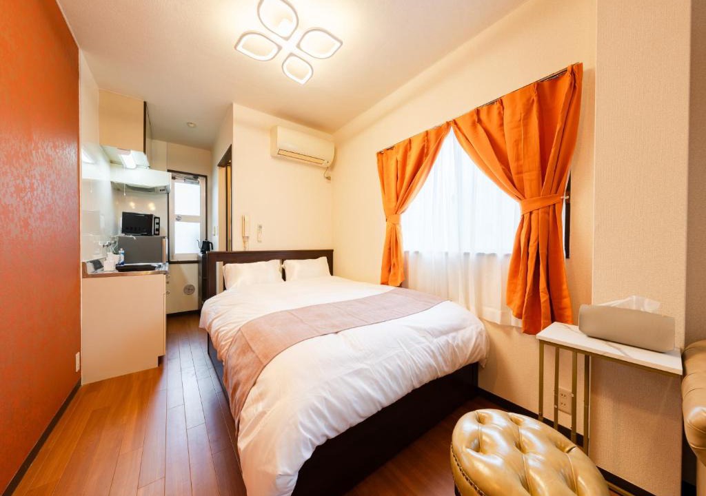 Nishiasakusa Apartment | Asakusa 4min walk, 8min to Senso-ji Temple, 5min to Ueno,4 min to Kappabashi, Switch, Free Wi-Fi, PocketWi-Fi