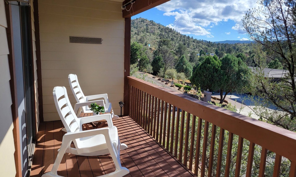 Yavapai Hills House | BACK ON VRBO! PRESCOTT FAVORITE 5 STAR! 1ST 5 BOOKINGS 15% OFF! A PERFECT PERCH!