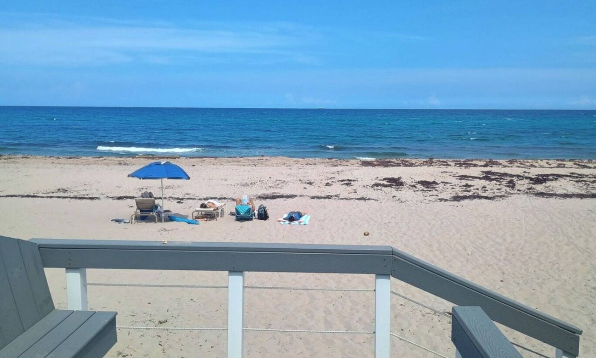 Ocean Ridge Apartment | Beachfront 1BR Retreat in Ocean Ridge, Steps from the beach