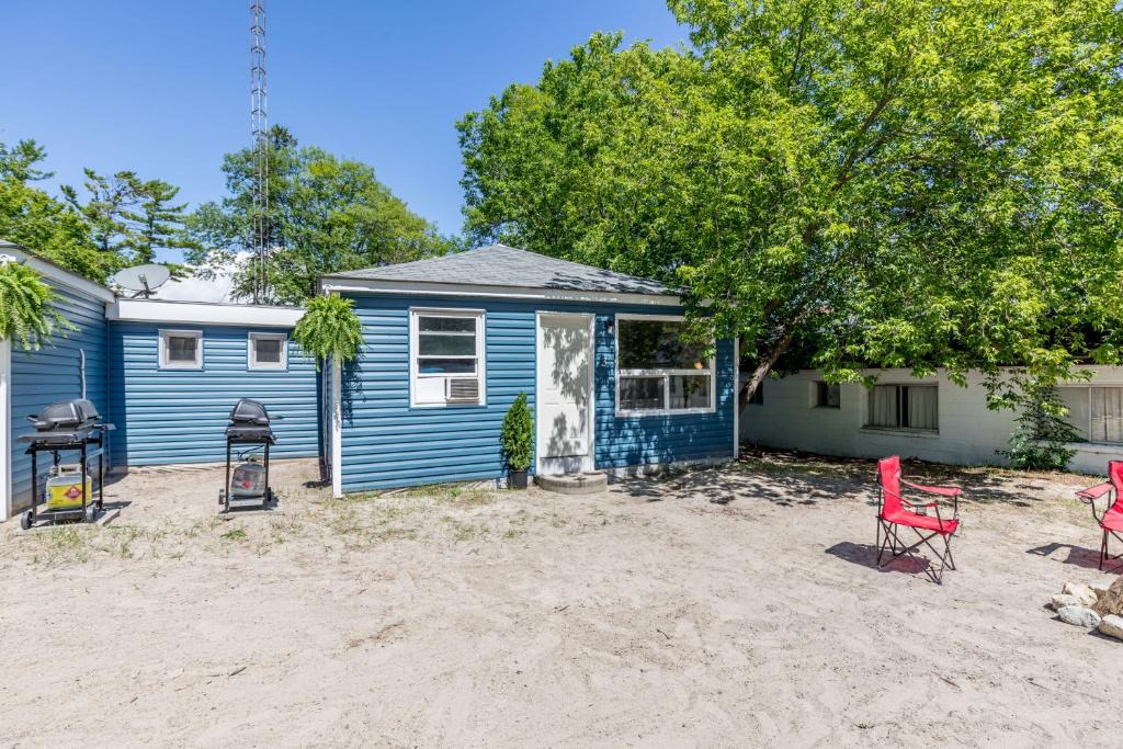 Wasaga Beach House | Beachside Cabins