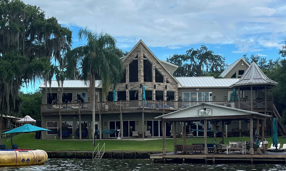 Lake Placid House | Beautiful 11 Bedroom 7 Baths INCLUDING Separate Studio on Lake June