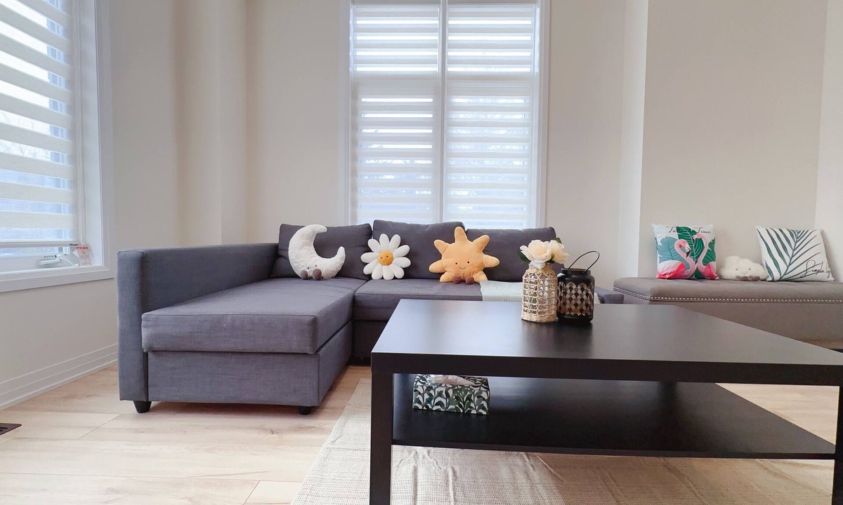 Richmond Hill House | Beautiful 5- Bedroom Boho-Chic Townhouse at Richmond Hill