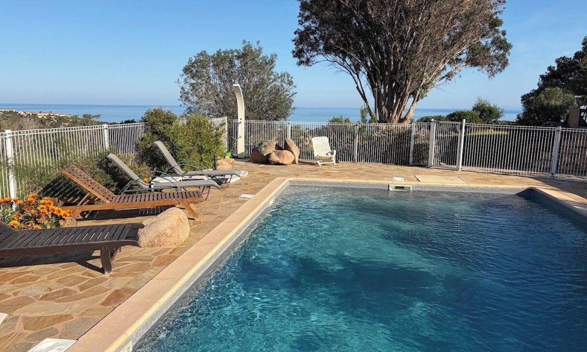 Santa Giulia Villa | Beautiful 5* villa with exceptional sea view and secure swimming pool