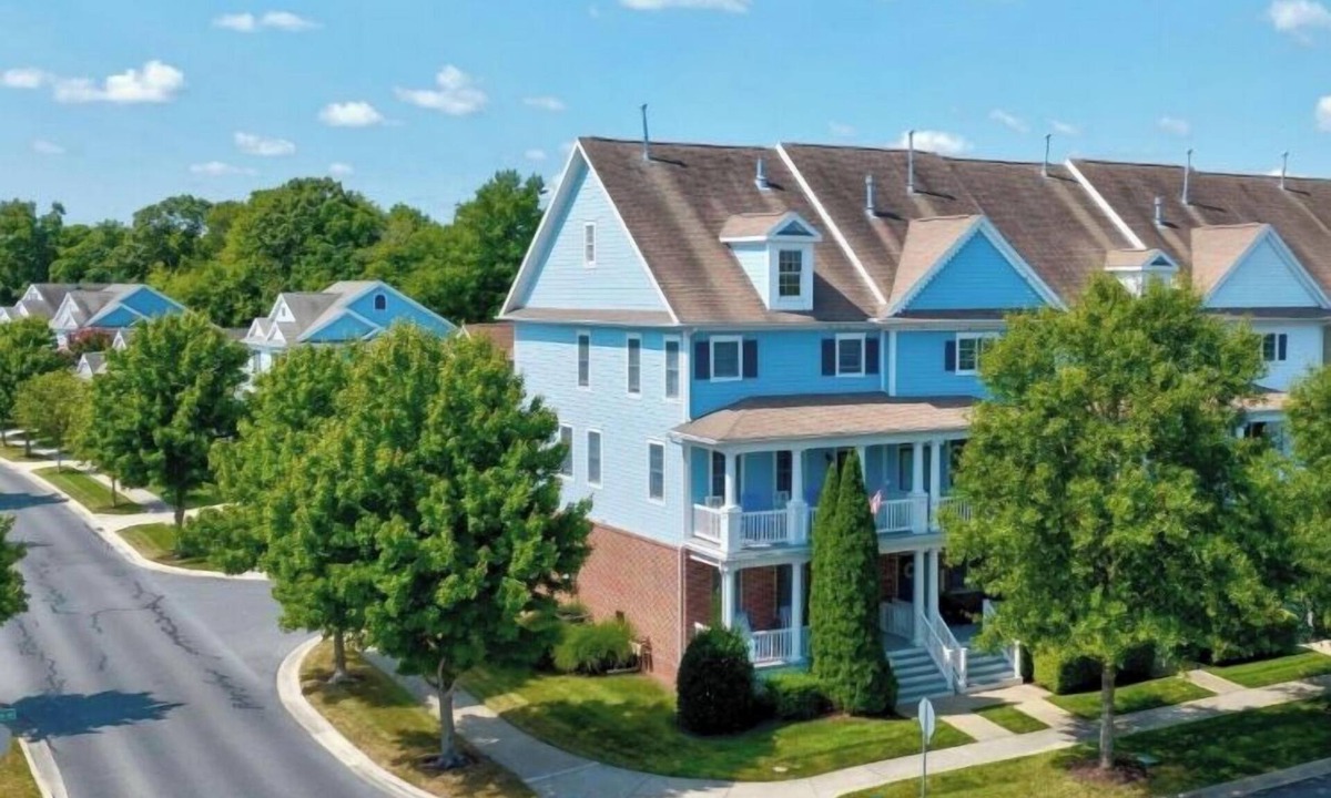 Bayside House | Beautiful Beach Home in Bayside Resort - Steps to Amenities