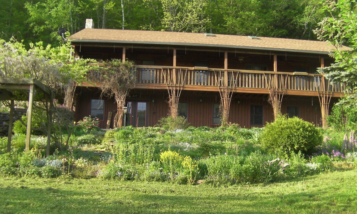 Sabinsville Cabin | Beautiful Getaway - Reynolds Farm Lodge