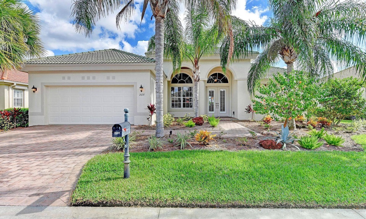Riverwood House | Beautiful Home In Riverwood Golf and Country Club Gated Community