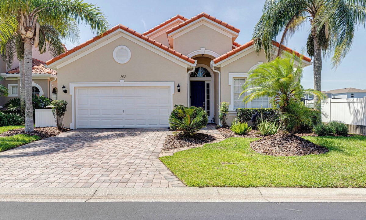 Tuscan Hills House | Beautiful Single Floor Private 5 BR, 4 BA Villa only 12-15 minutes from Disney