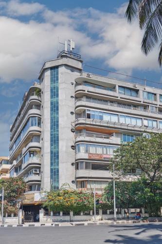 Churchgate Hotel | Bentley Hotel Marine Drive