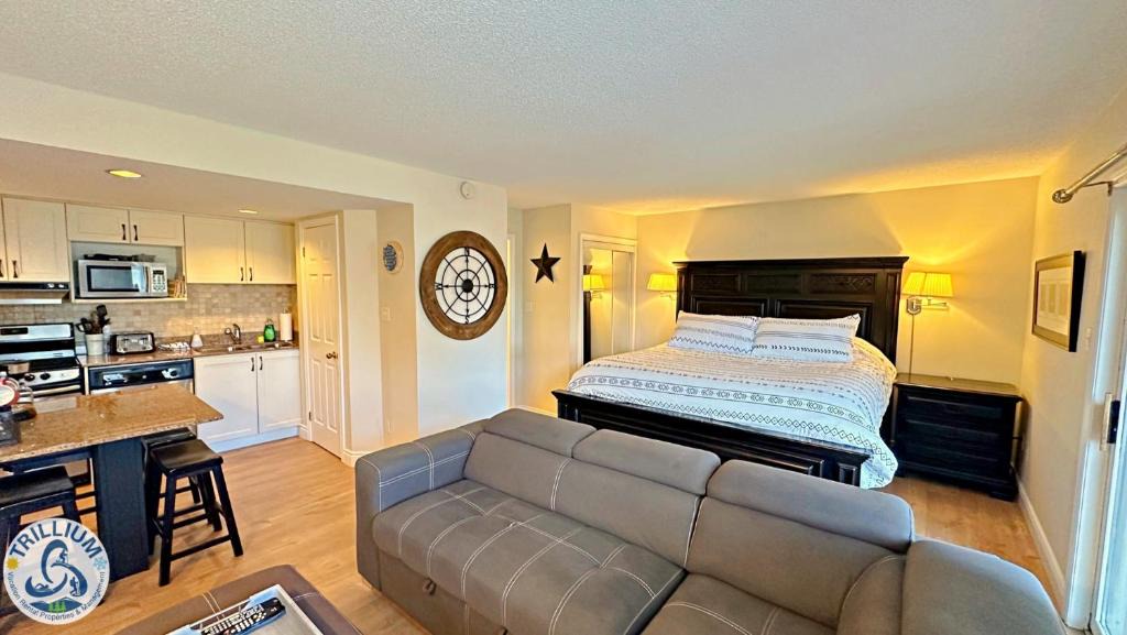 Craigleith House | Blue Mountain at your Door Step
